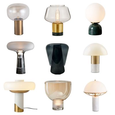 Las bombillas LED de vidrio brillante para los accesorios E27