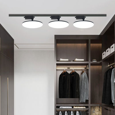 Luz de pista LED Spotlight Luz dispersa Tienda de luces Tipo de ferrocarril comercial Rellena de ropa luz Tienda de ropa vivo Sala de tres tonos