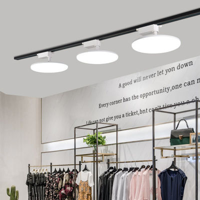 Luz de pista LED Spotlight Luz dispersa Tienda de luces Tipo de ferrocarril comercial Rellena de ropa luz Tienda de ropa vivo Sala de tres tonos