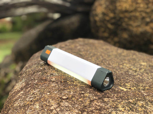 Sistema de iluminación LED exterior de 5000K con temperatura de color ajustable y eficiencia LED de 150Lm / W